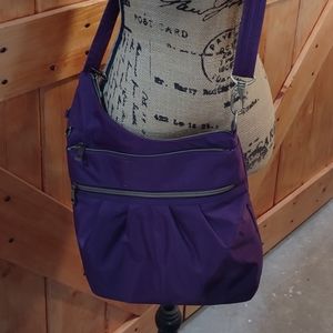 Travelon anti-theft crossbody bag